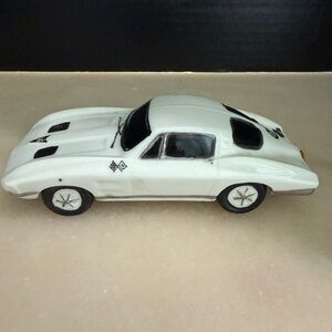 Famous Firsts 1963 White Corvette Stingray Vintage 1979